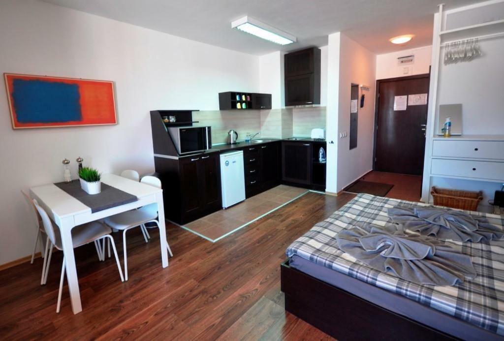Apartman U Kompleksu Royal Towers Bansko Exteriör bild